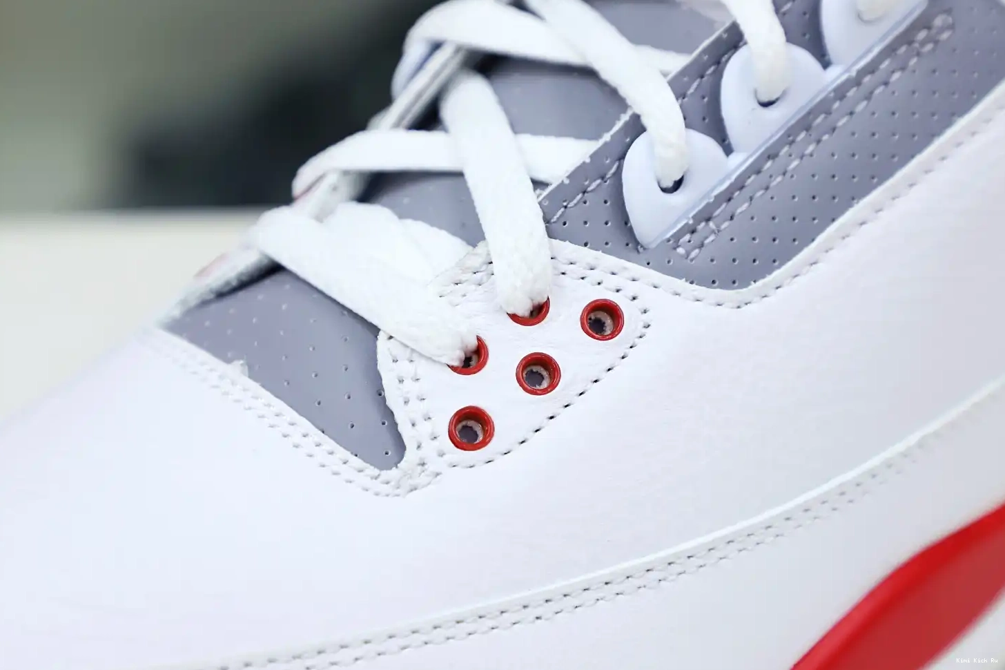 AIR Kimikick 3RETRO JORDAN 0825